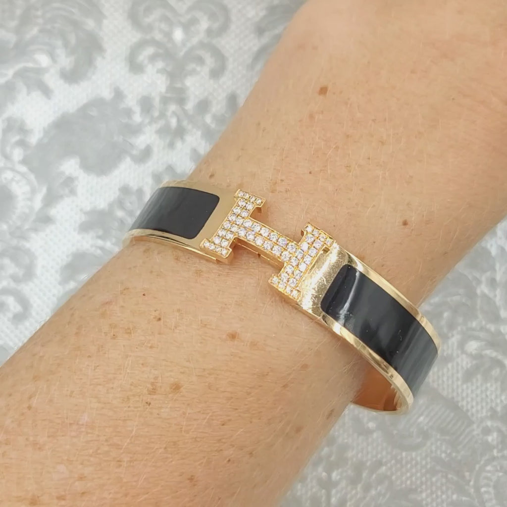 18K Clic Hermes Diamond Bracelet