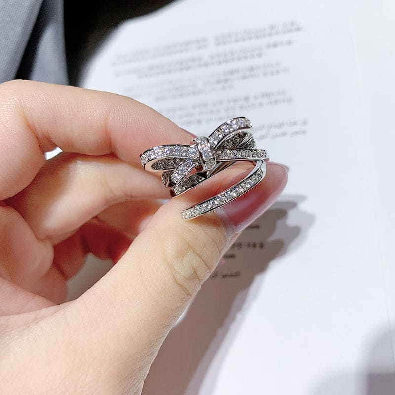 18K  Chanel Diamonds Knot Ring