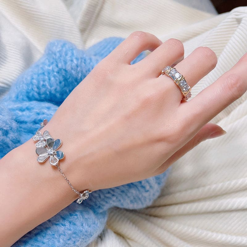 18K Tiffany Schlumberger Eighteen Stone Ring