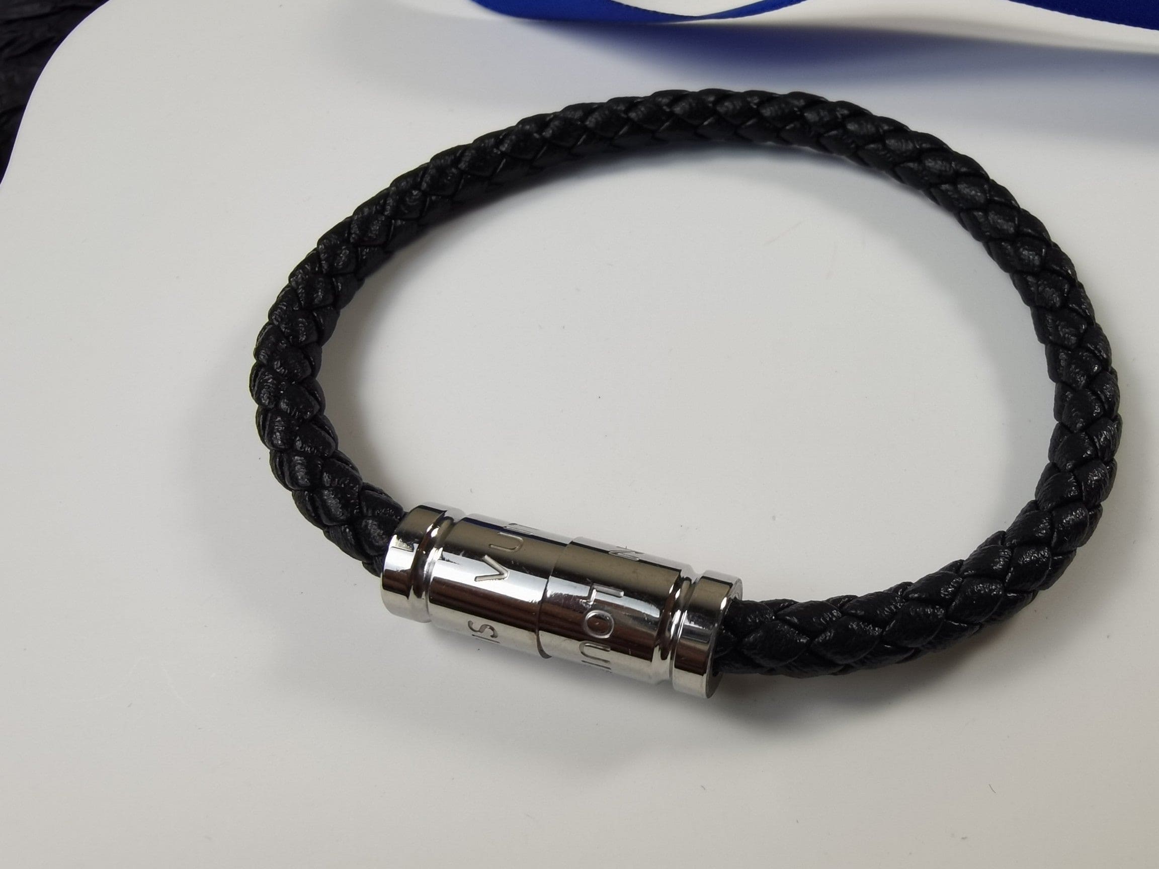 18K Louis Vuitton Keep It Bracelet