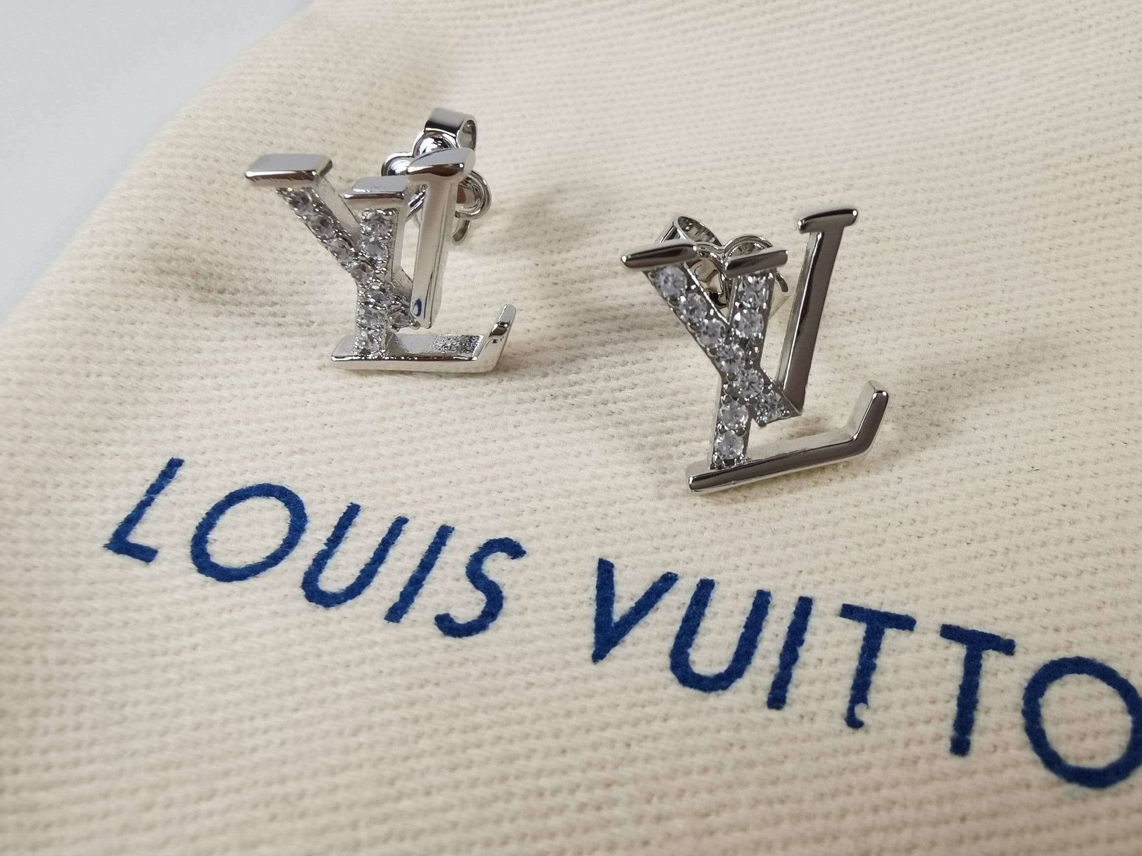 18K Louis Vuitton Iconic Diamond Earrings