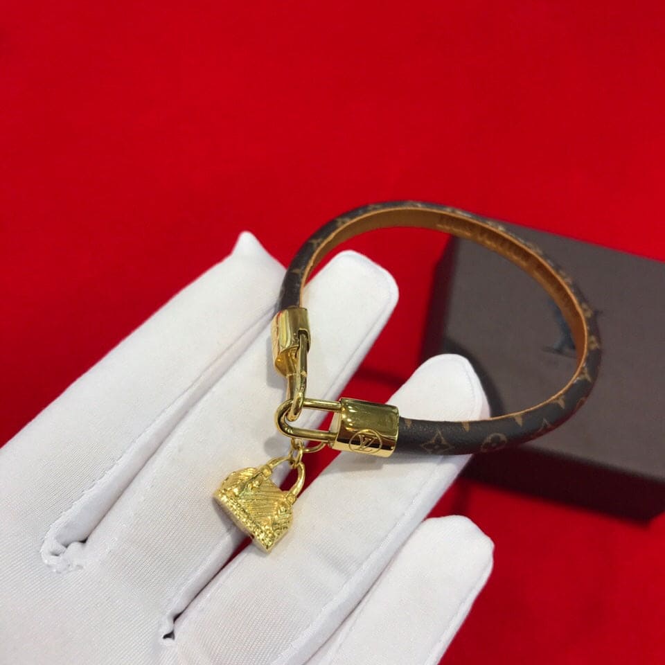 18K Louis Vuitton Alma Bracelet