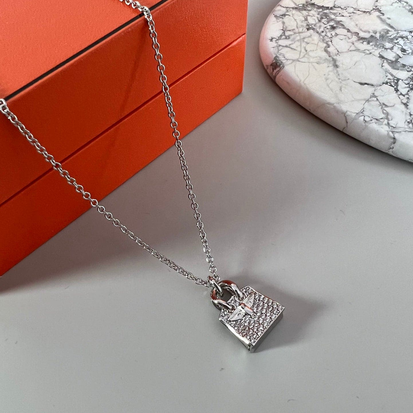 18K Amulettes Birkin Pendant Hermes Necklace