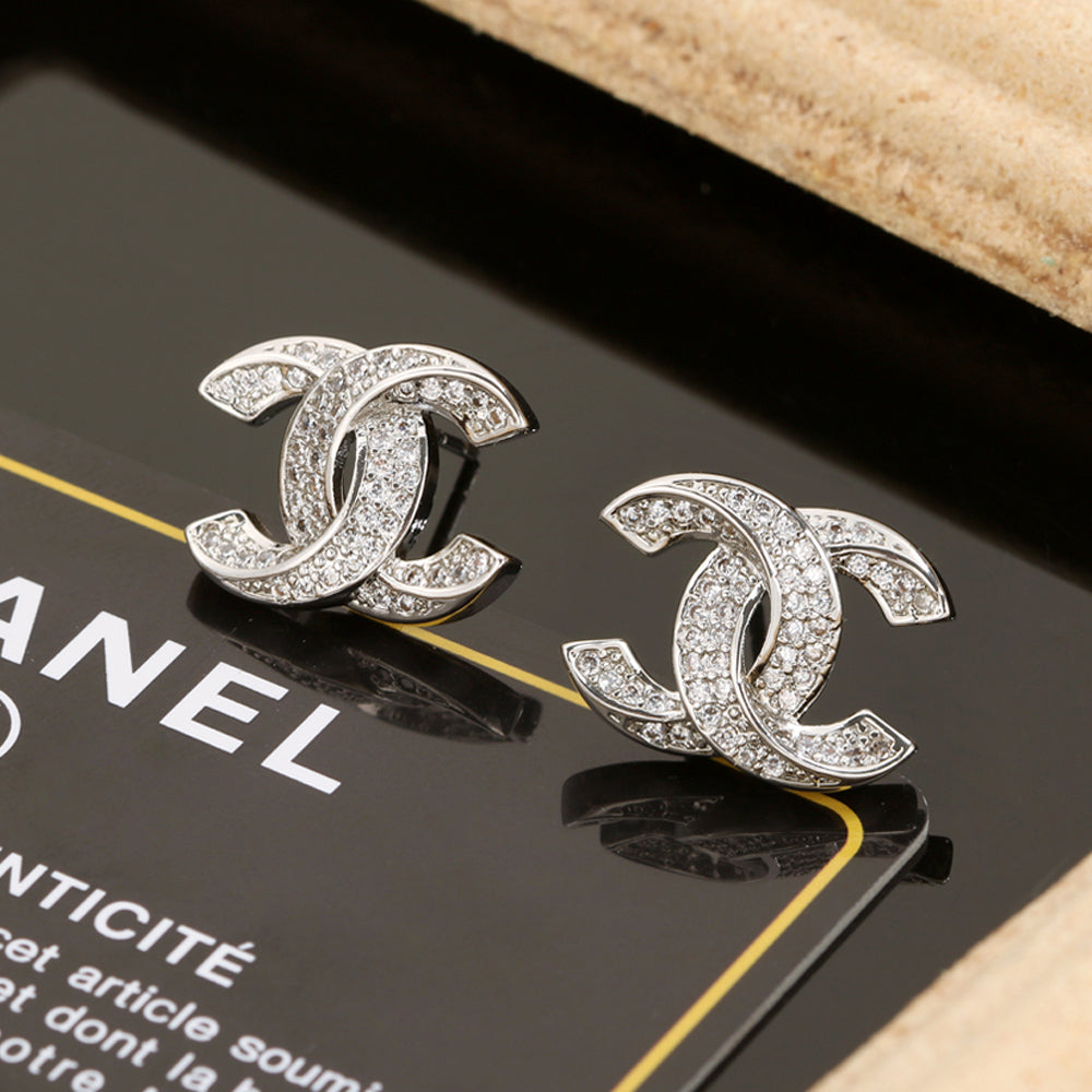 18K  Chanel Diamonds Earrings