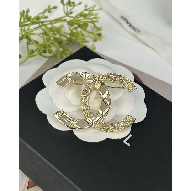 18K  Chanel Gold Brooch