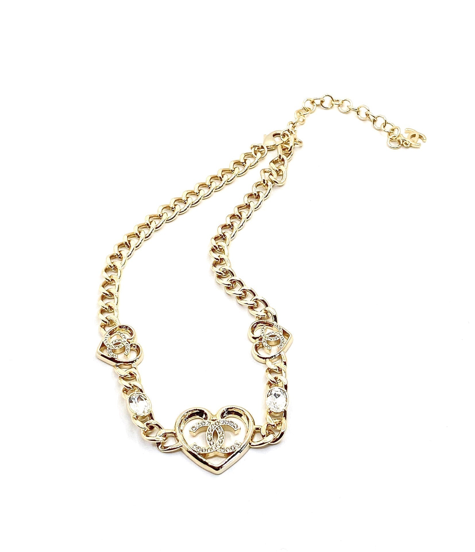 18K  Chanel Heart Diamonds Chain Necklace