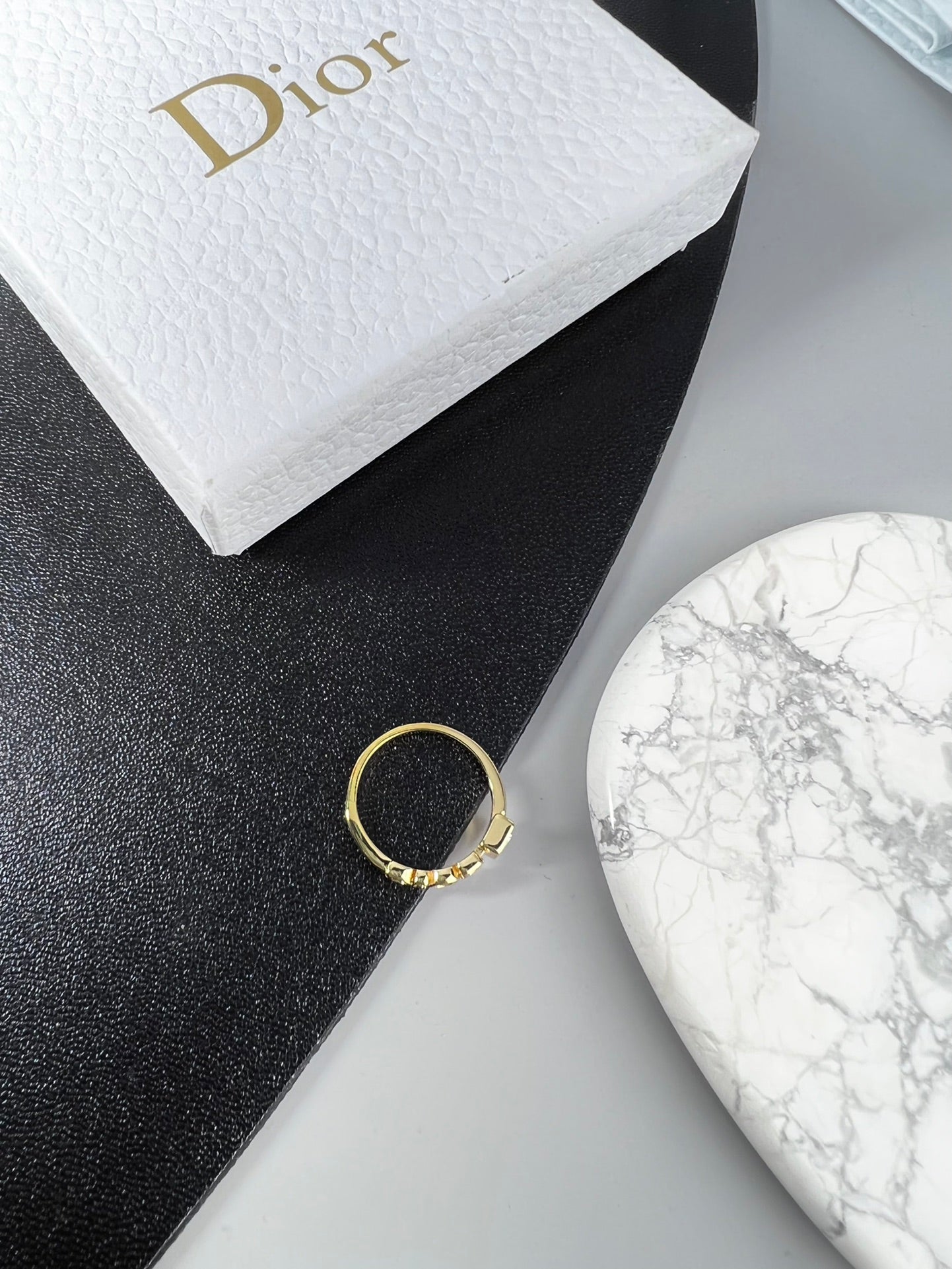 18K Dior Revolution Ring