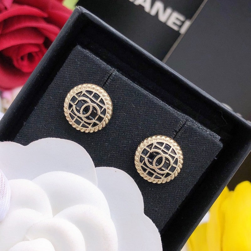 18K  Chanel Black & Gold Round Earrings