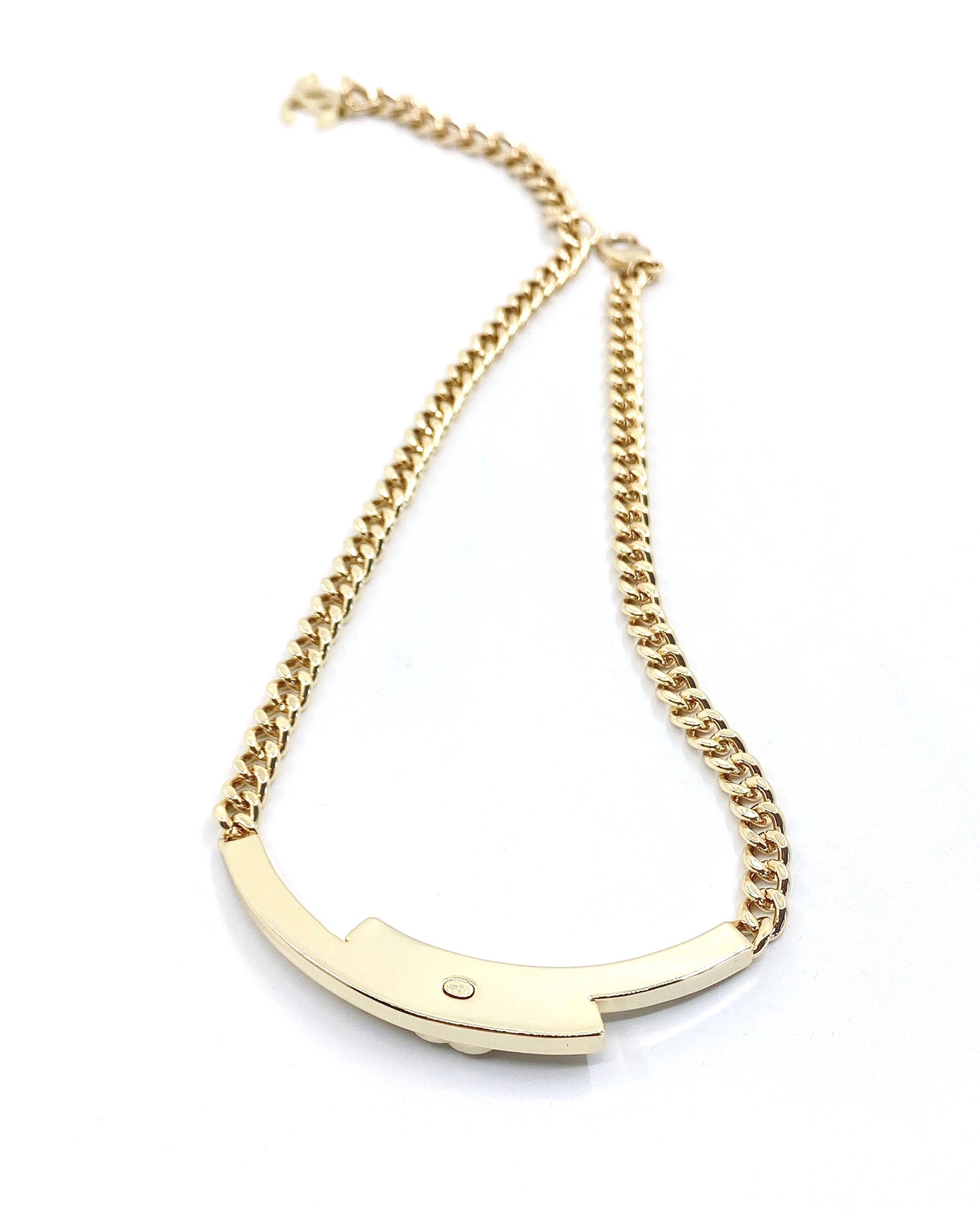 18K  Chanel Diamonds Choker Necklace