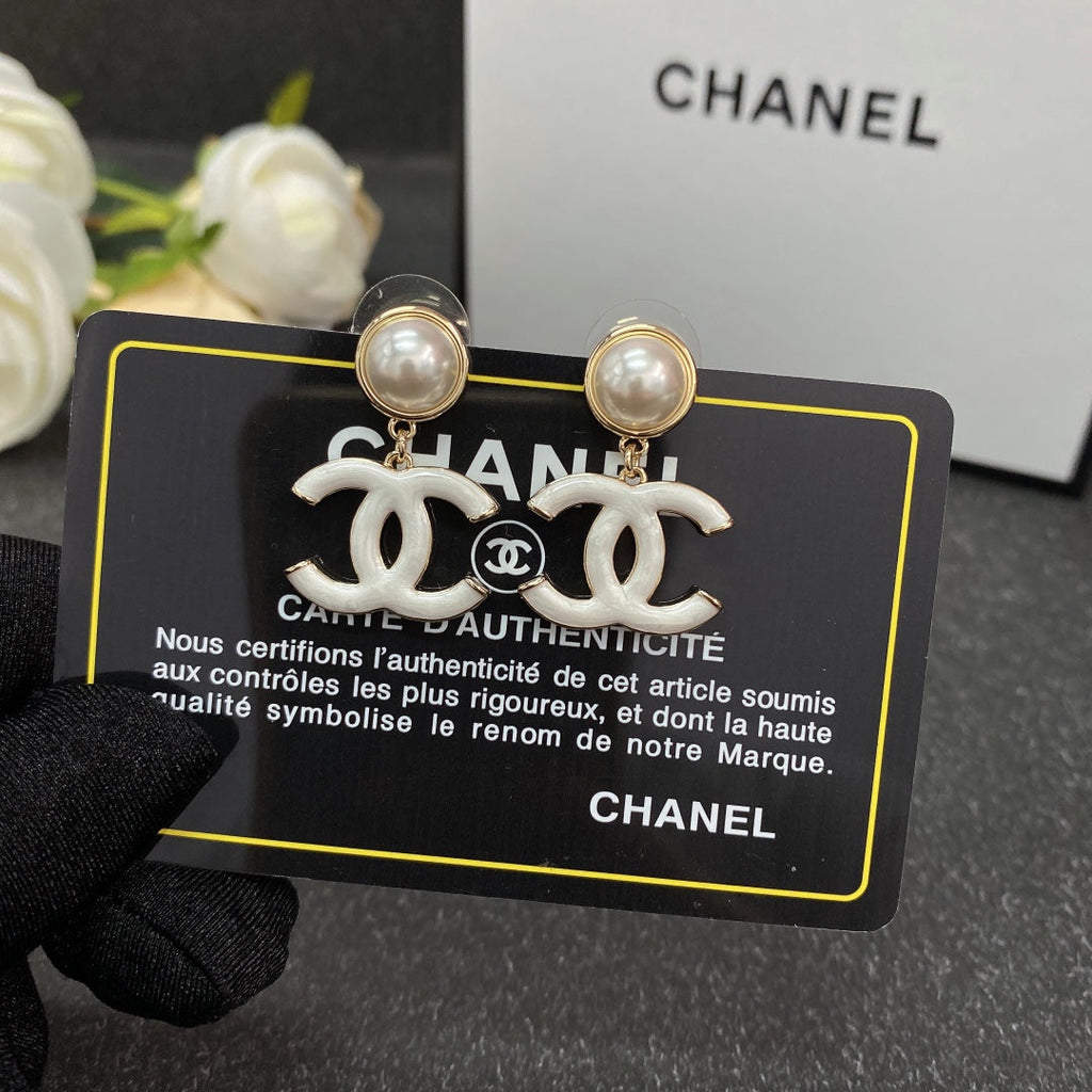 18K  Chanel White Pearl Earrings