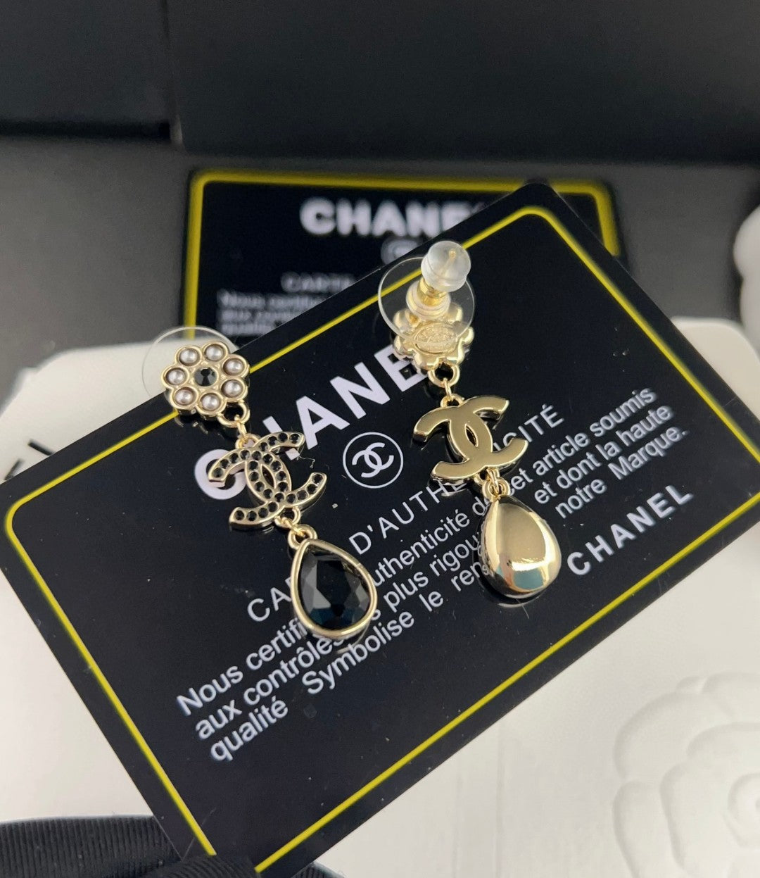 18K  Chanel Black Crystals Earrings