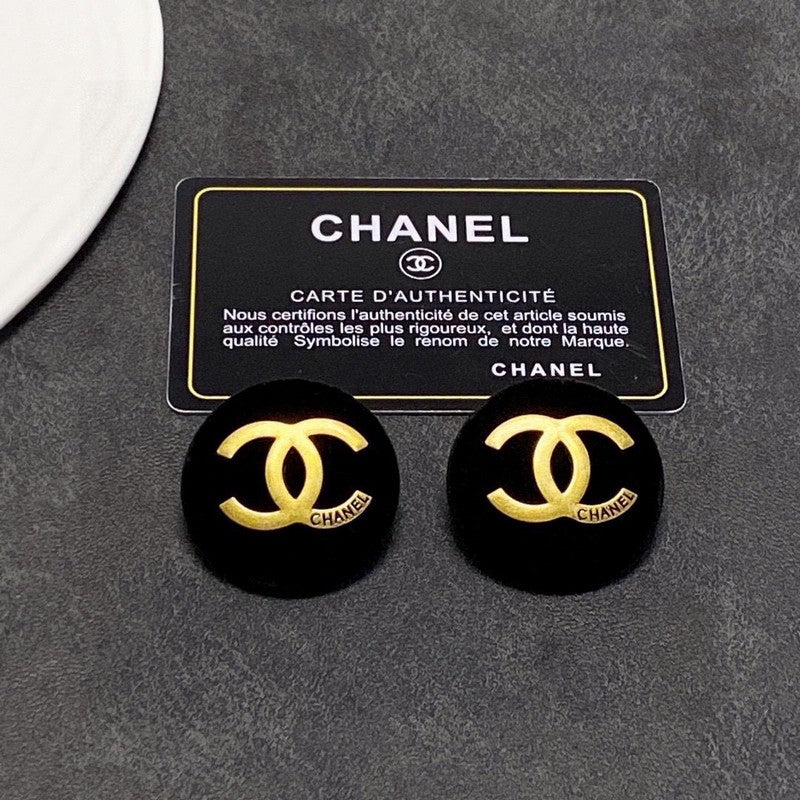 18K  Chanel Black Yellow Gold Earrings