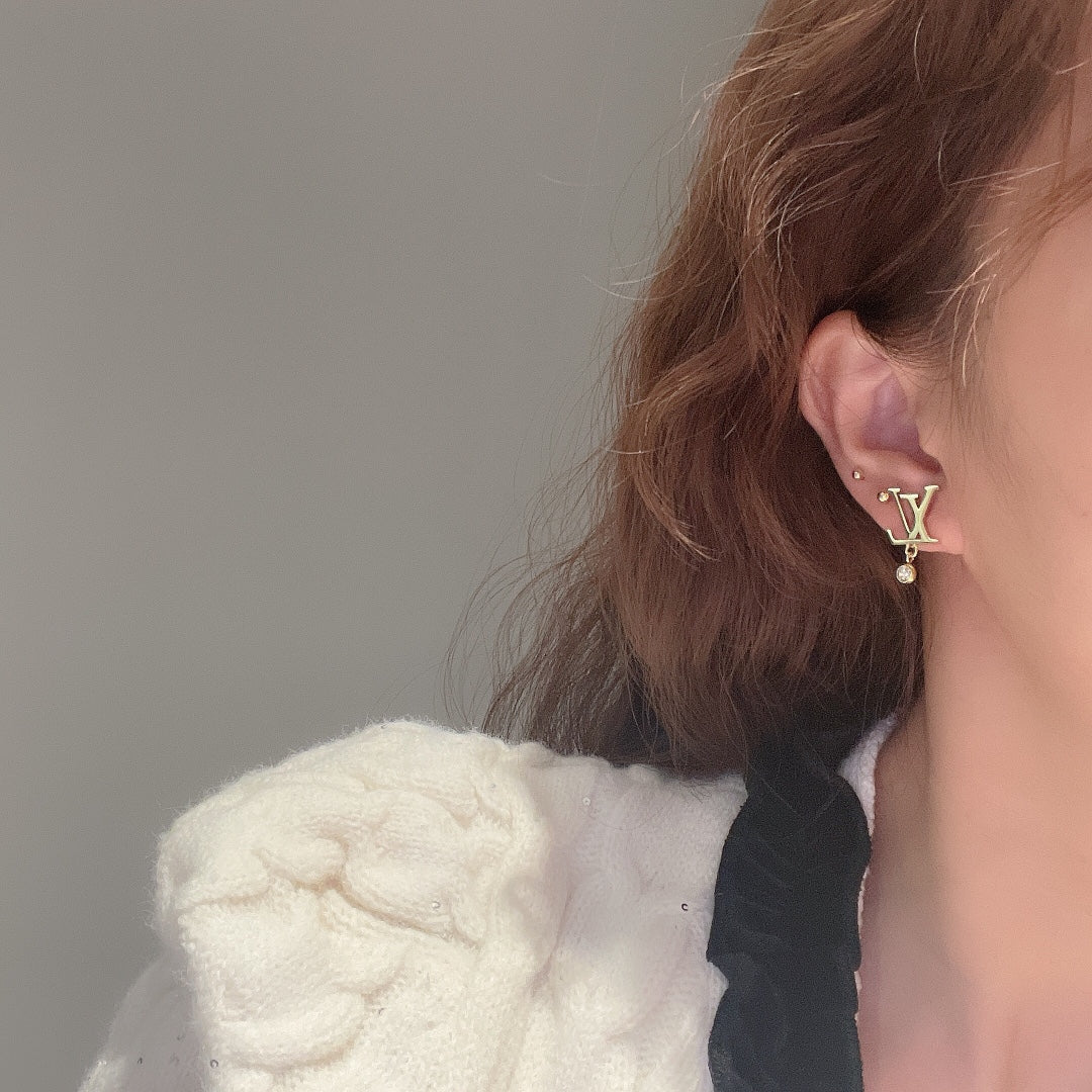 18K Louis Vuitton Diamond Earrings