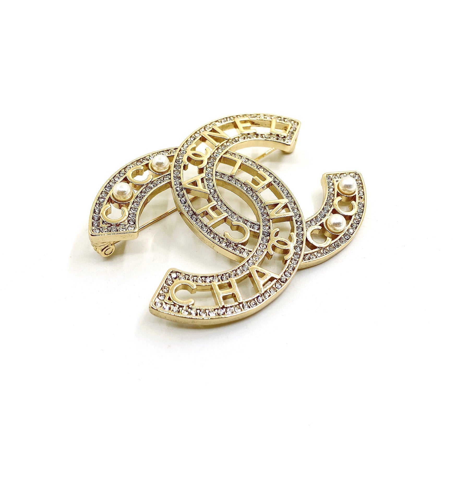 18K  Chanel Script Diamonds Brooch