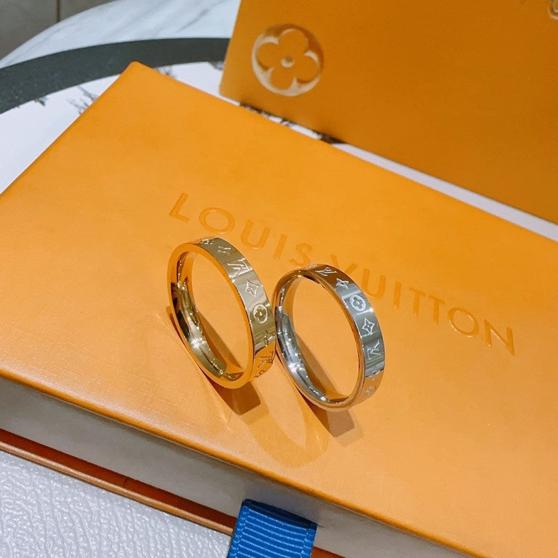 18K Louis Vuitton Instinct Set of Two Gold Rings